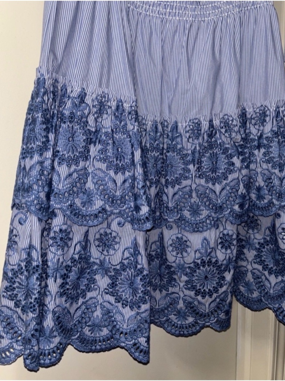 NWT Gibson Latimer Flourish Dress - Picture 6 of 9